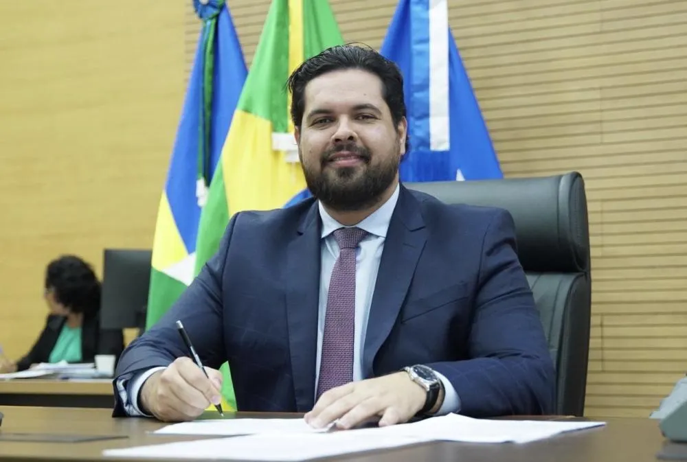 TJRO mantém condenação de Jean Oliveira por corrupção passiva e deputado fica fora da disputa eleitoral de 2026