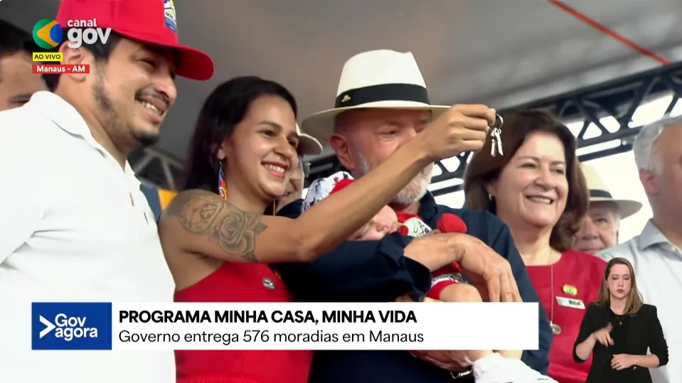 Lula anuncia pacote bilionário para o Amazonas e Omar Aziz dispara crítica a antigos governos.